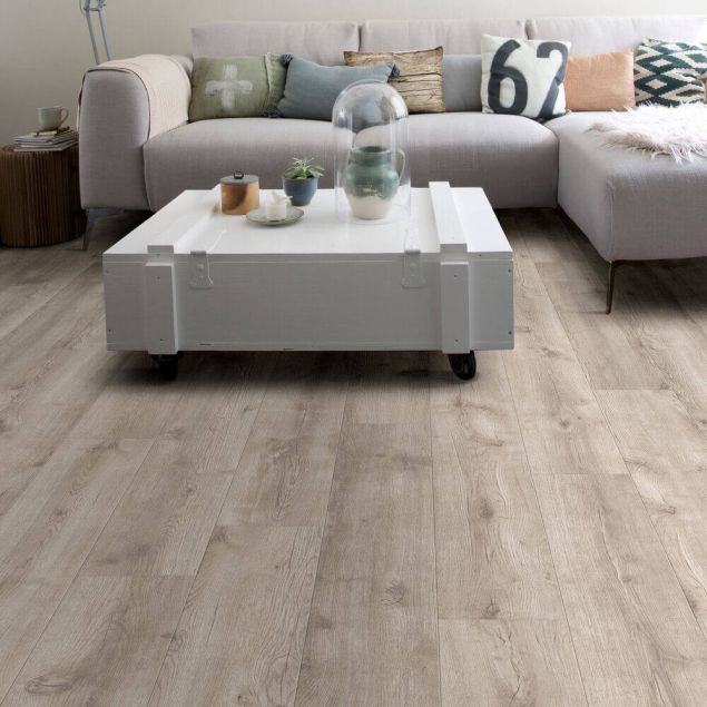 Orla - La Digue Oak Dryback Lounge room shot